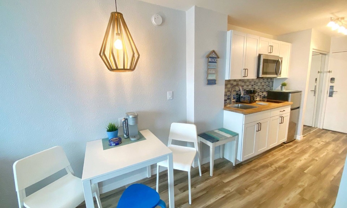 Lenox Park Condo | Beach Front Studios in Daytona Beach