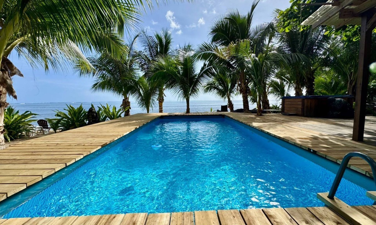 Moorea-Maiao House | Beachfront Bungalows with Zen Charm