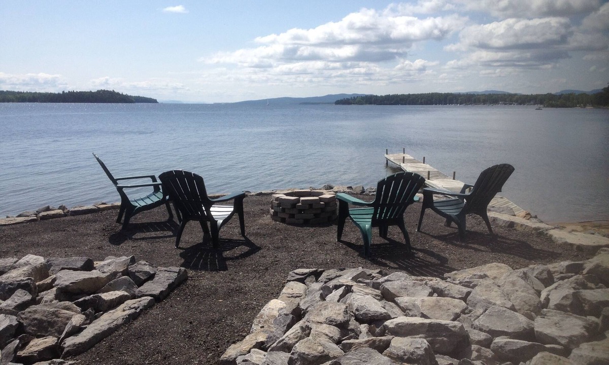 Plattsburgh Hotel | Bluff Point Golf Resort