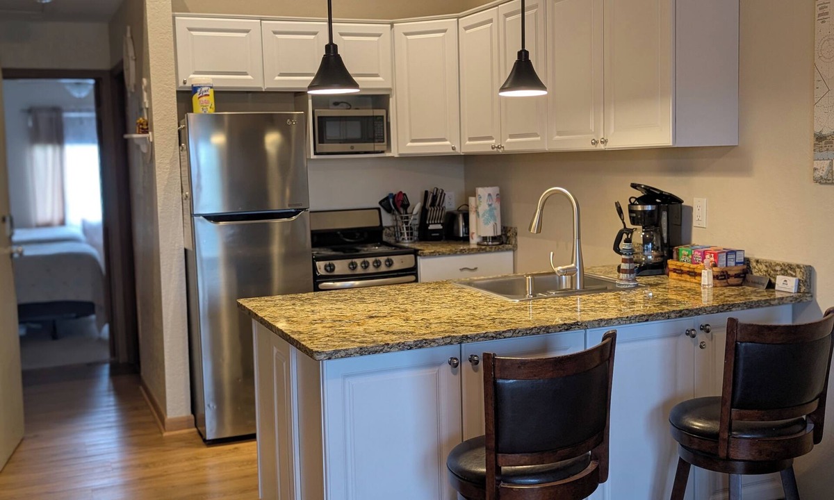 Oak Harbor Condo | C&D REST-A-WHILE