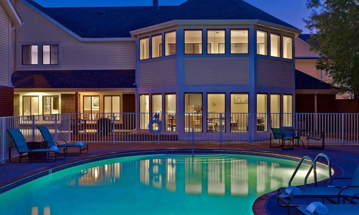 Eagan House | Comfortable Countryside Stay, 3 Comfortable Units, Onsite Pool, Pets Allowed