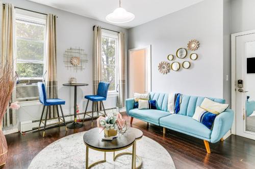 Newburgh Apartment | Explore & Work! Stylish Washington Heights Duplex