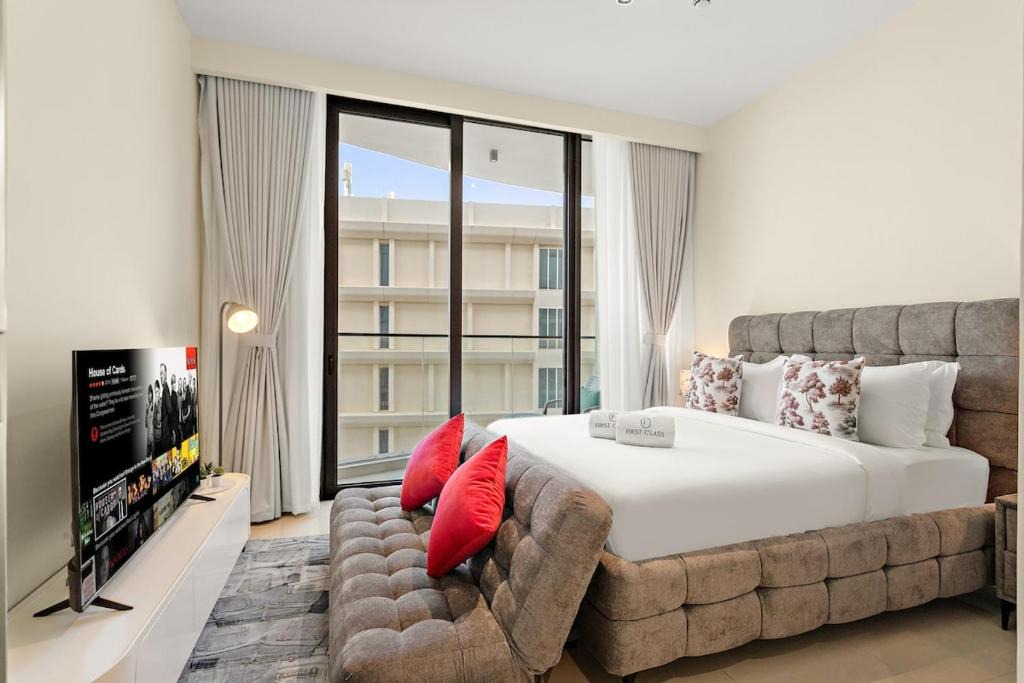 Mina Al Arab Apartment | FIRST CLASS Studio Beach Bliss & Luxury Living