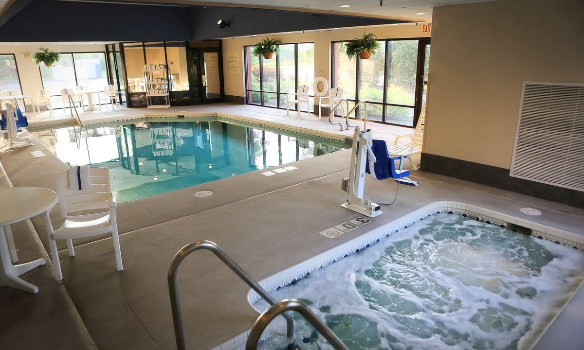Eau Claire Hotel | Hampton Inn Eau Claire