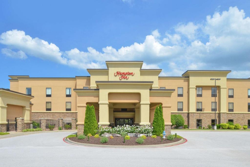 Harrison Hotel | Hampton Inn Harrison