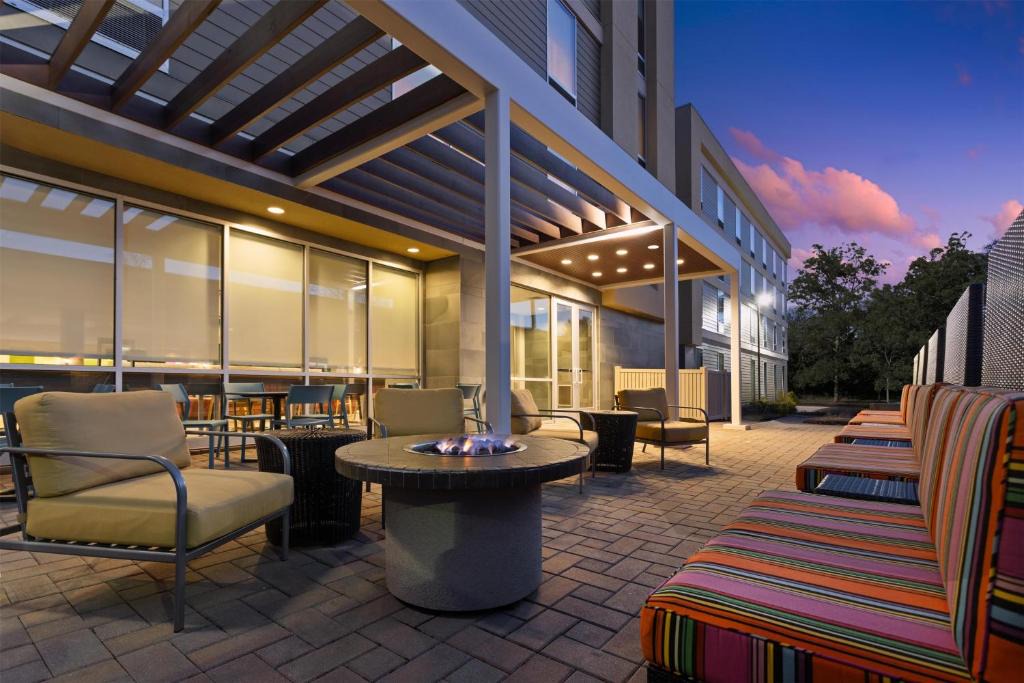 Dover Hotel | Home2 Suites Dover