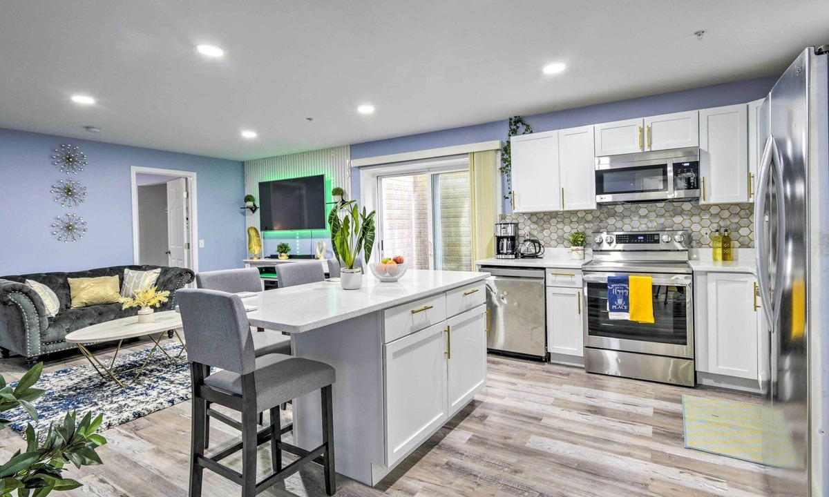 Joppatowne House | Joppatowne Home w/ Private Deck & Fireplace!