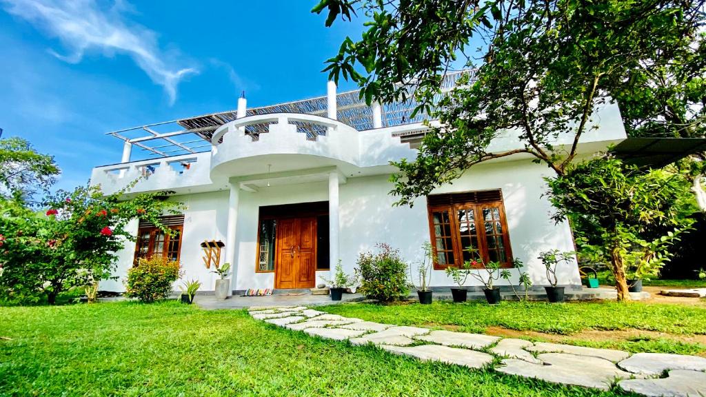 Matara House | Madiha Surf House Lanka