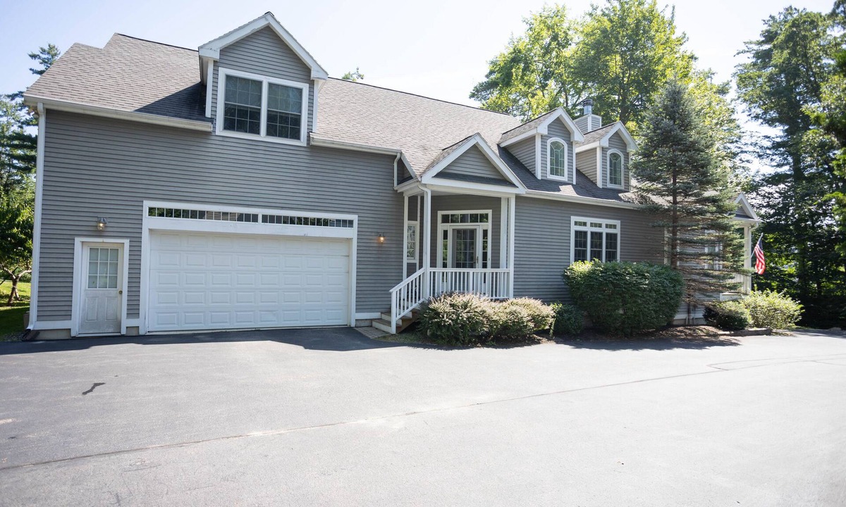 Ogunquit House | Magnificent Six Bedroom Ogunquit Estate - Pet Friendly!