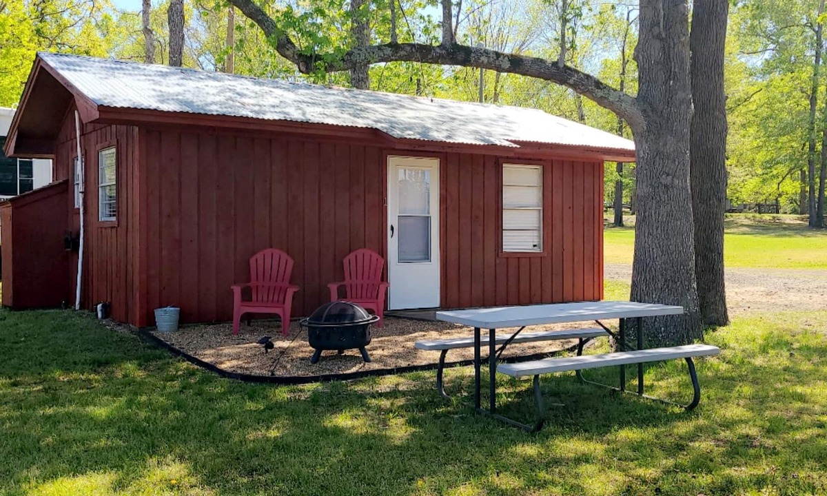 Hemphill Cabin | McGee's Landing Cabin #1 - Toledo Bend Lake