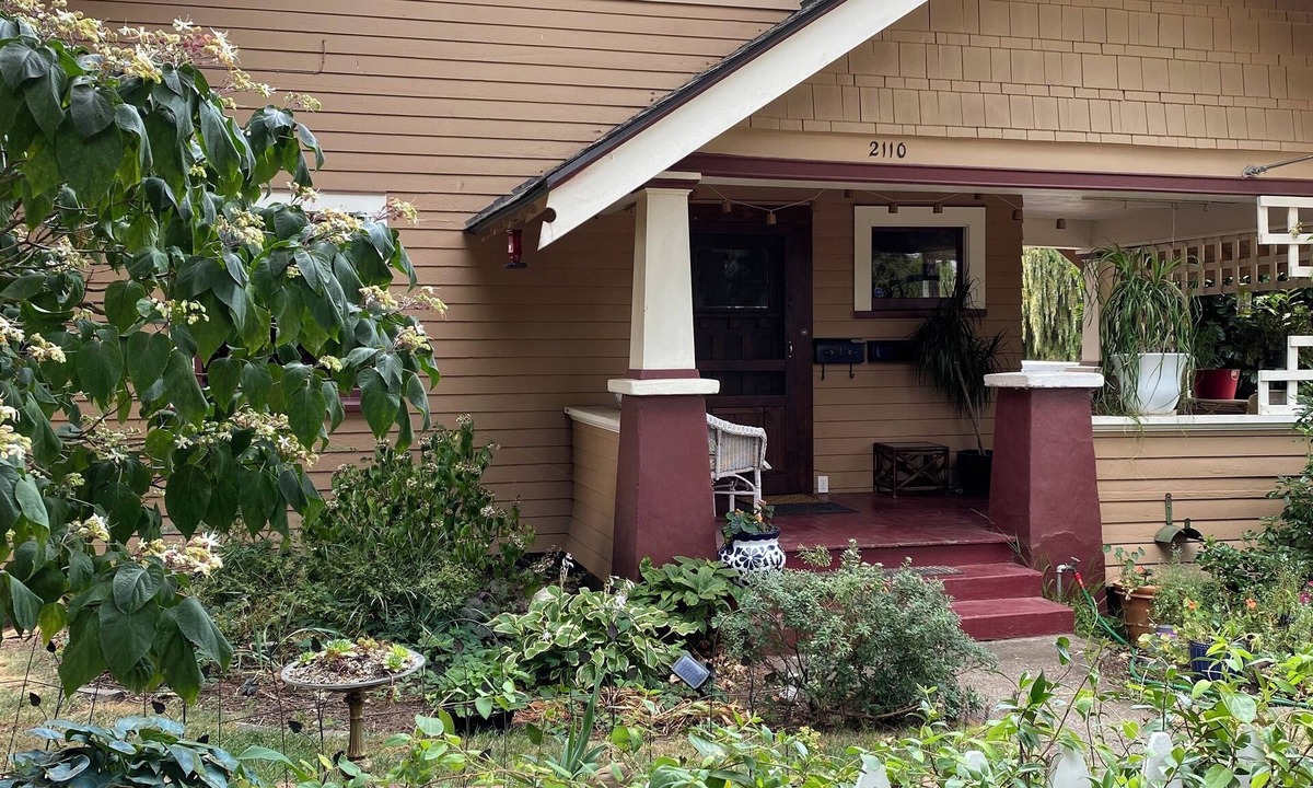College Hill Apartment | Quaint private studio in Friendly St. neighborhood