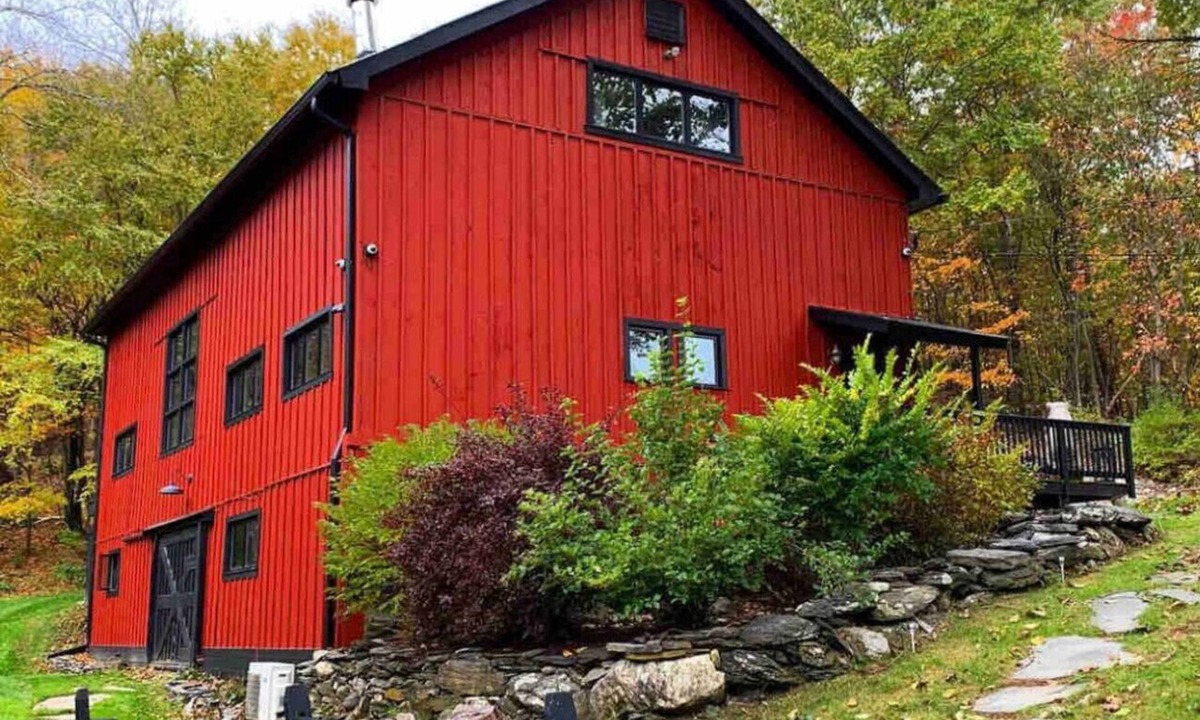 Copake Lake House | Rustic and Restored Barn with Waterfront Golf and Ski