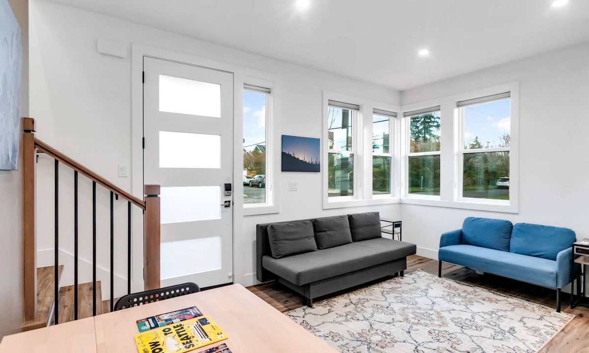 North Beacon Hill House | Southside Sanctuary – Modern Comforts