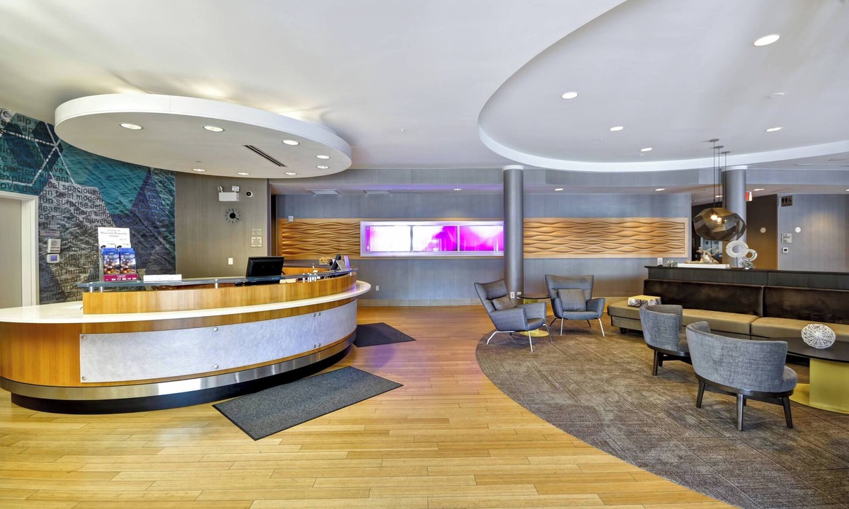 Tallahassee Hotel | SpringHill Suites Tallahassee Central