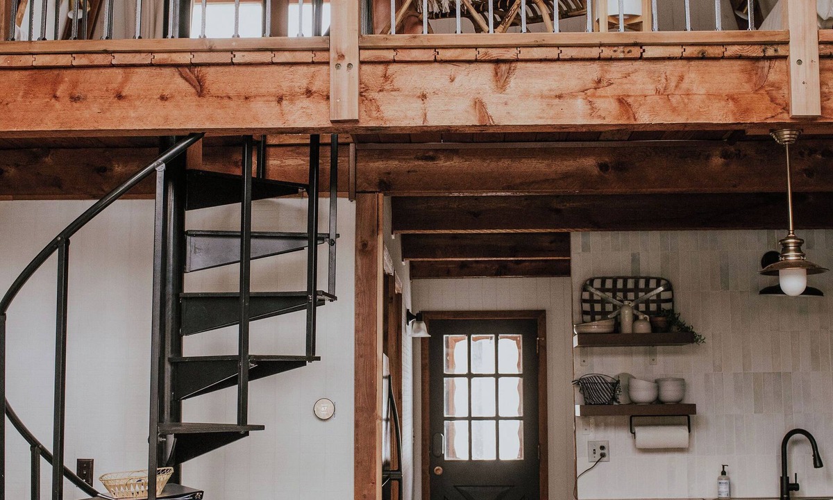 Danbury Cabin | Tall Moon Cabin