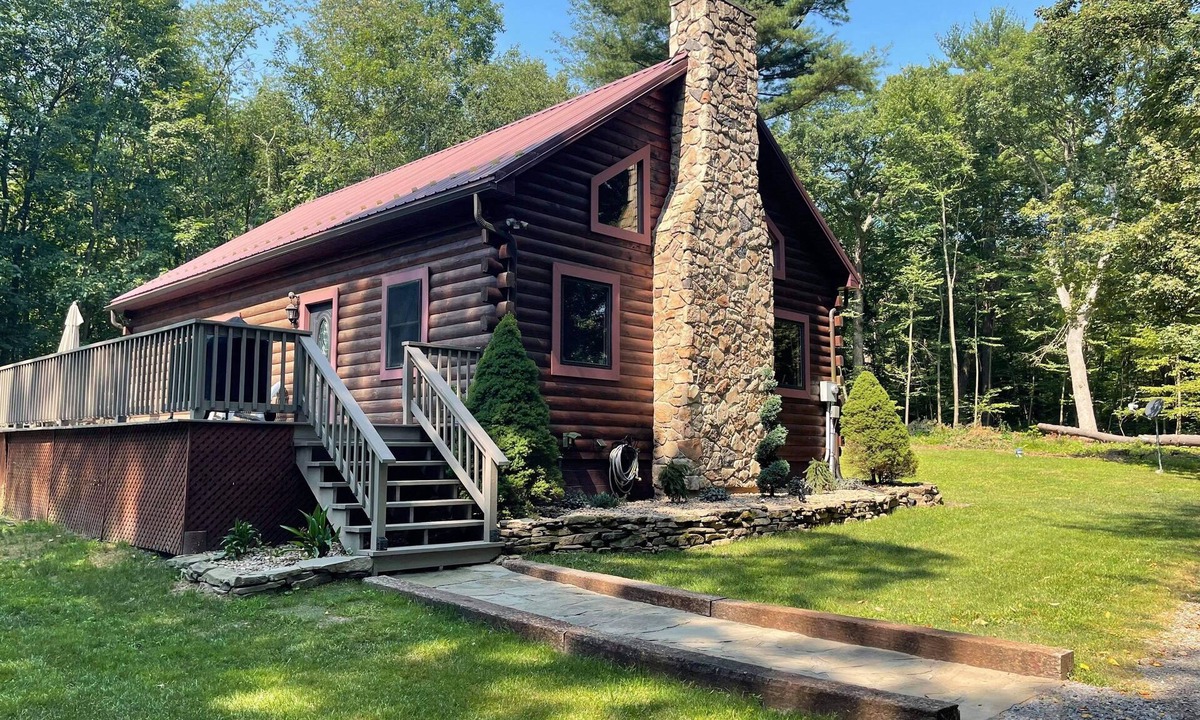 Alexandria Cabin | The Rogowski Cabin Near Spruce Creek