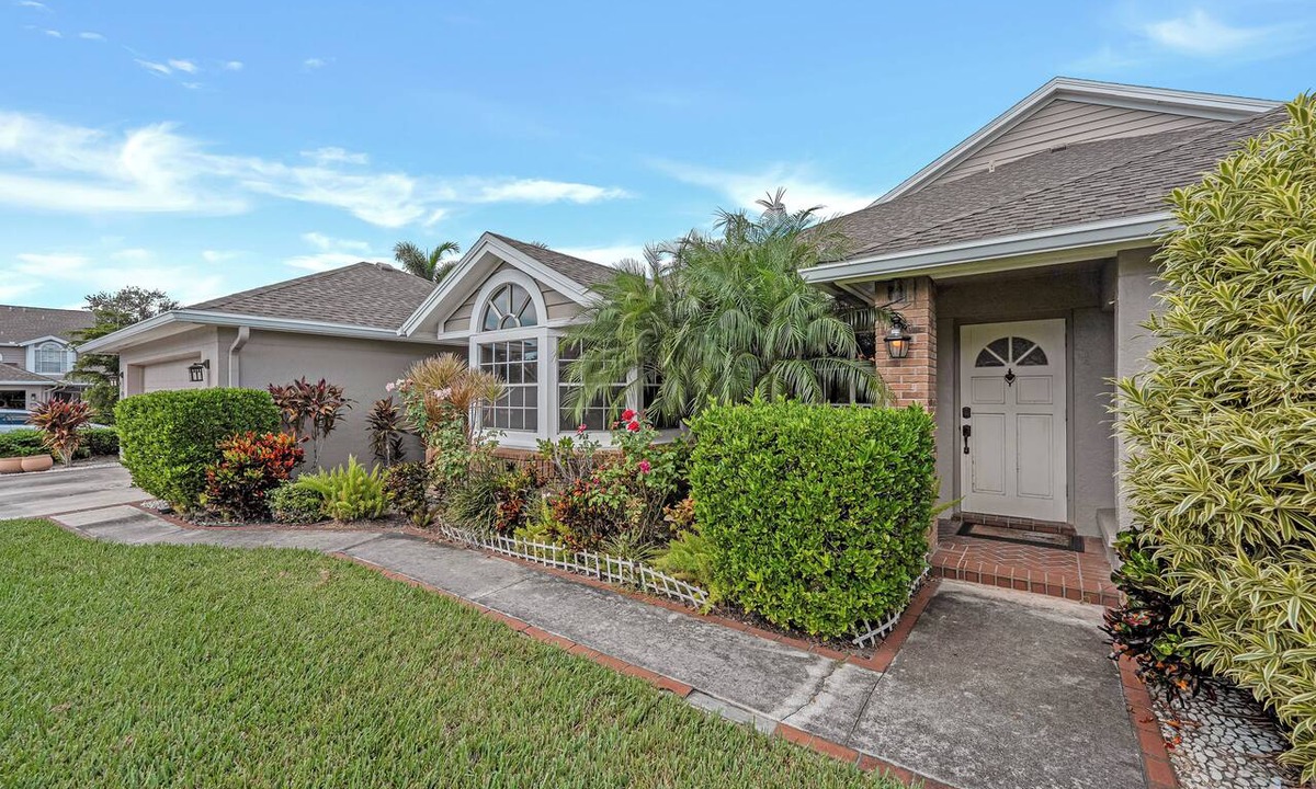 Biggar Condo | Transferable Golf Membership 2bed/2bath Townhouse