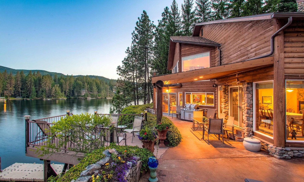 Post Falls House | Unwind at Riverfront Estate in Post Falls