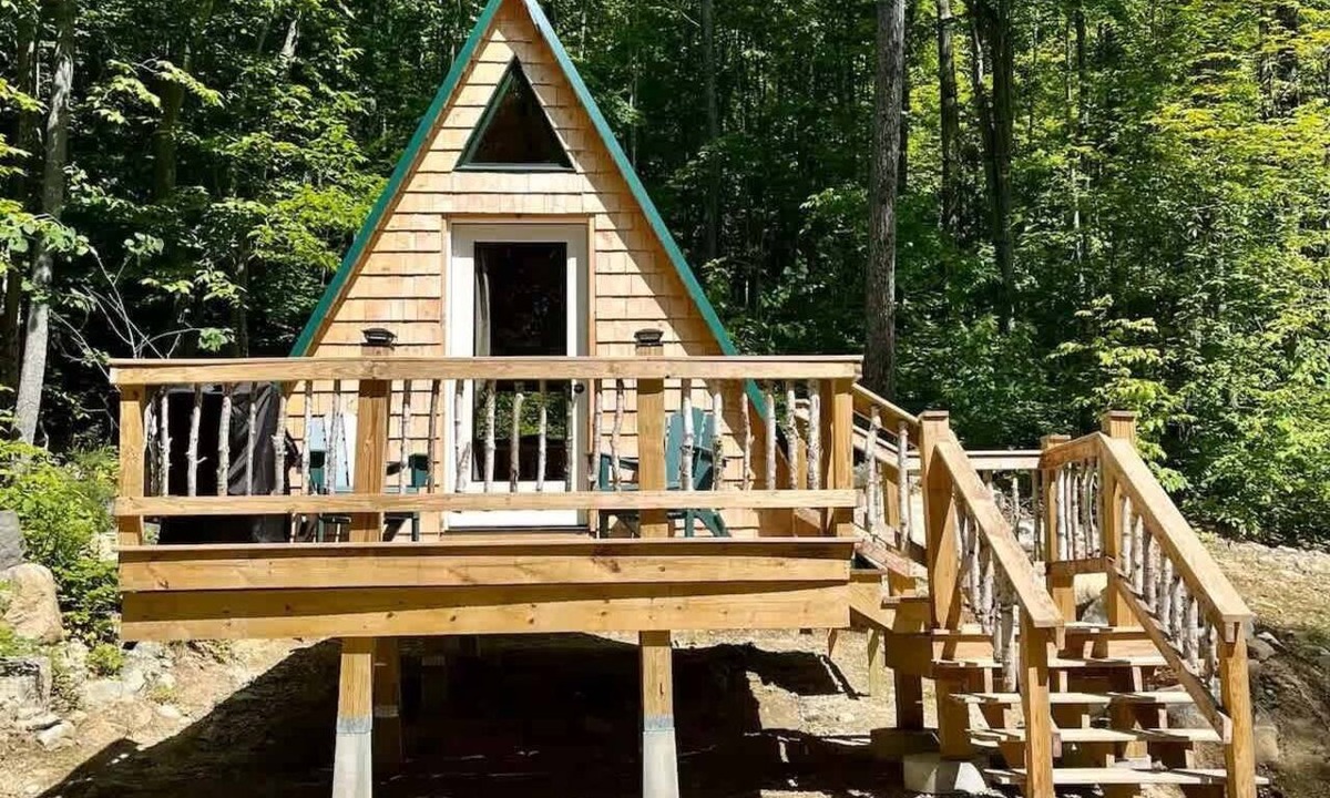 Stoneham Cabin | White Mountains Forest A-Frame | Stars + Firepit