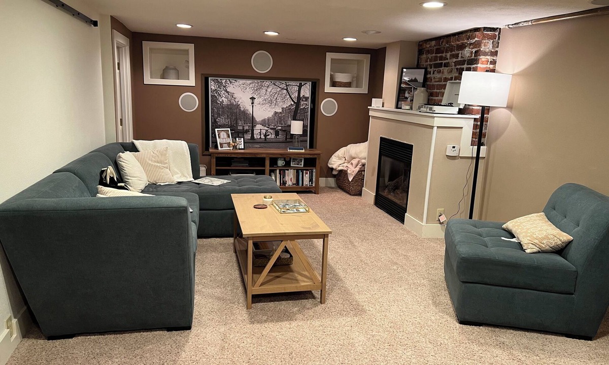 Northwest Everett Apartment | World Cup Halftime - Halfway Between Seattle and Vancouver