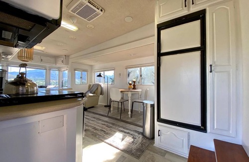 Talent House | 2 separate RV’s with queen-sized beds, dining area, and full kitchen.