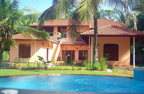 Habaraduwa House | 250 m² House ∙ 5 bedrooms ∙ 14 guests