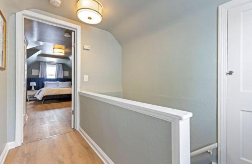 Euclid House | 27150 Forestview Ave, Euclid