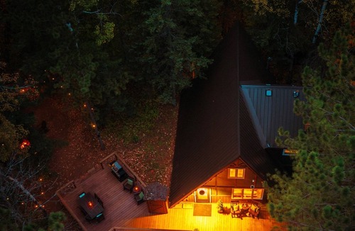 Bessemer Ski Chalet | A-Frame - Sauna, Firepit, Near Ski Resort & trails