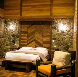 Macas Hotel | Arrayan y Piedra