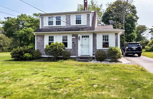 Cummaquid House | Barnstable, Relaxing, Great Location, Clean!