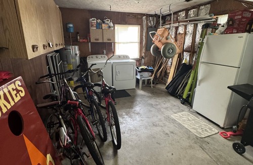 Kill Devil Hills Cottage | Beach Cottage, 3 min walk to Beach Kill Devil Hills with WiFi, AC, Hot Tub