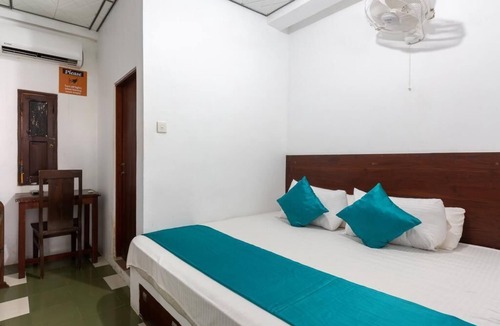 Dehiwala-Mount Lavinia House | Beachfront Chillout stay