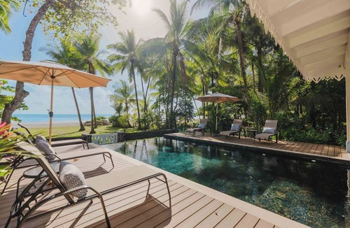Esterillos Este Villa | Beachfront Coastal Dream Villa!