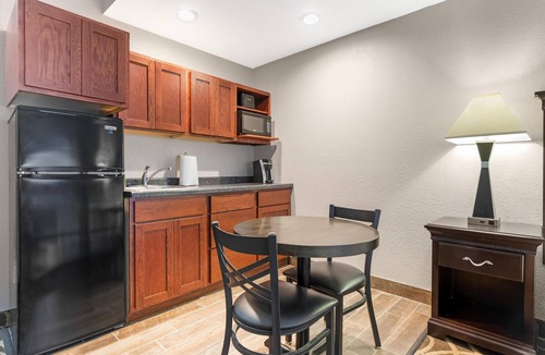 Eau Claire Hotel | Best Western Plus Eau Claire Conference Center