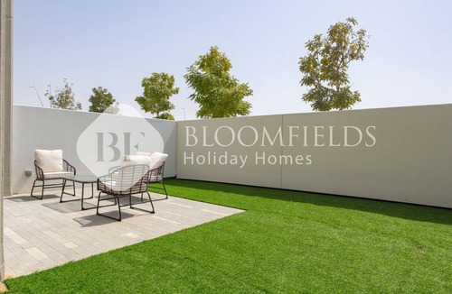 Abu Dhabi Ski Chalet | Bloomfields Stylish 2Br+Maid Noya Viva