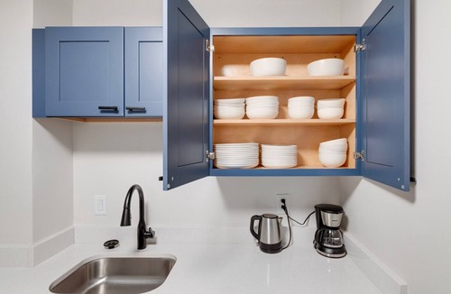 Prudential - St. Botolph Apartment | Blueground | Prudential/St. Botolph, pool, nr Boston Public Library