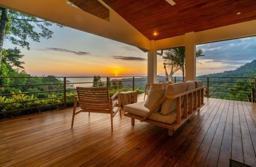 Dominical Villa | Casa Frenchie with Private Guesthouse - by Pura Villas