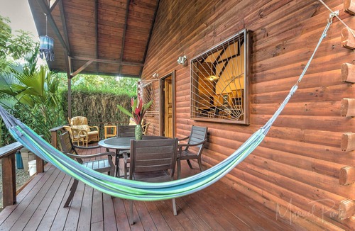 Puerto Viejo de Talamanca Ski Chalet | Casa Ylang Tropical Chalet w/FiberOp