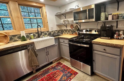Cooperstown Cabin | Charming and rustic 3-bedroom cabin just minutes from Cooperstown