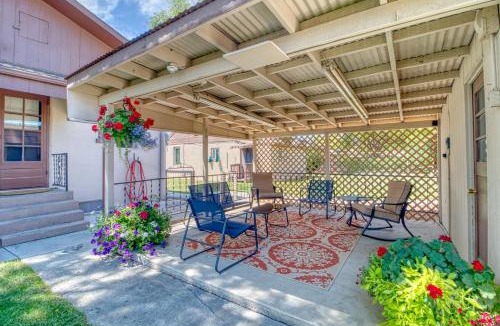 Twin Falls Apartment | Charming Downtown Bungalow - King Bed, Office