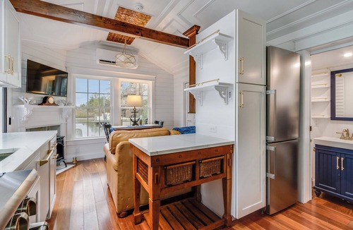 Bay Vista Cottage | Charming Tiny Home in Rehoboth Beach with a Water View