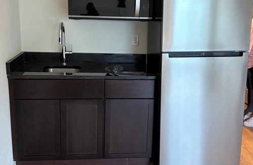 Covington Apartment | Chic studio apartment in charming Covington