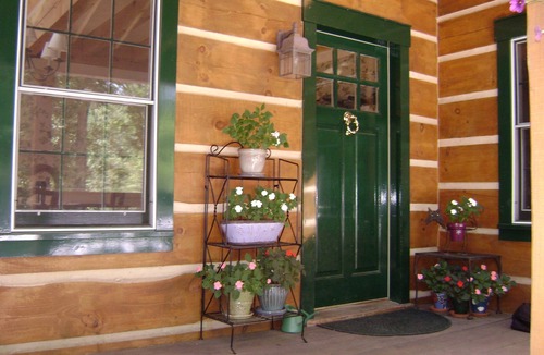 Woodstock House | Colonial-style solid-timber home in a quiet setting