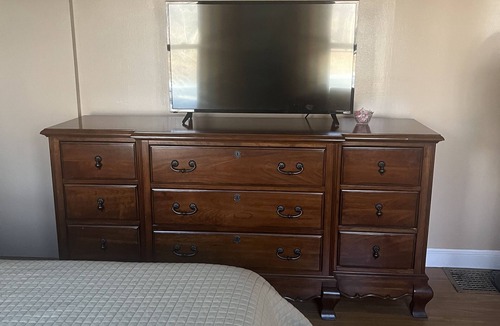 Sherrill Apartment | Comfortable, Safe and Easy location