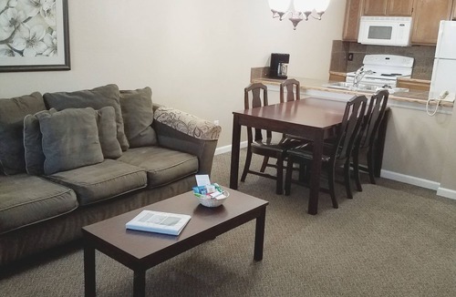 Lansing Condo | Condotels