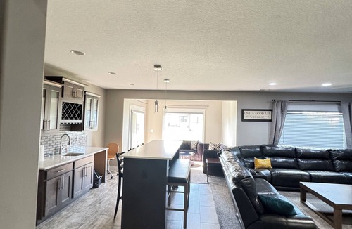 Waukee House | Convenient functional quiet 5 bedroom 3 bath home in Clive.