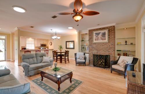 Murrells Inlet House | Cottage w/Deck & Pool Access ~ 6 Mi to Beach