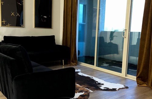 Tuscano Apartment | Cozy Condo