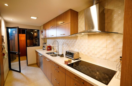 Cuenca Apartment | Cozy duplex with jacuzzi and parking