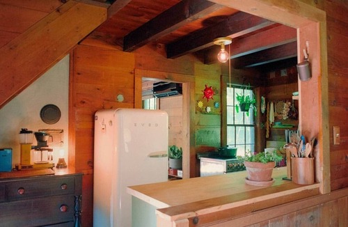 Town of Broome House | Creekside Catskills Cabin